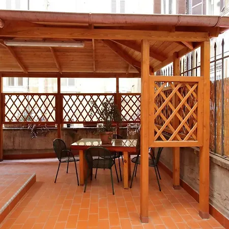 Sanctuary * Rom